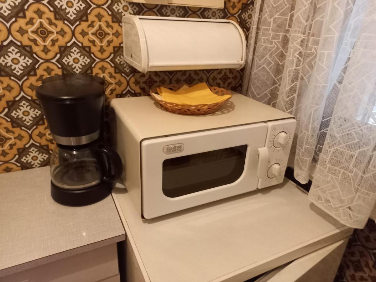 Ferienwohnung ,,Wohnen Wie Zu Grossmutter'S Zeiten'' Wina Bagian luar foto