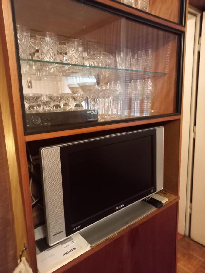 Ferienwohnung ,,Wohnen Wie Zu Grossmutter'S Zeiten'' Wina Bagian luar foto