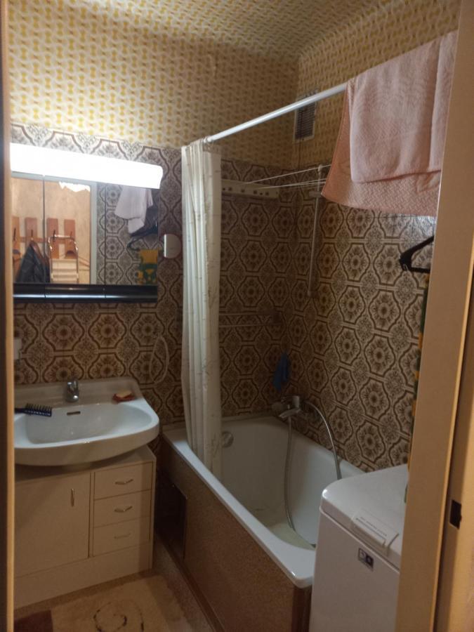 Ferienwohnung ,,Wohnen Wie Zu Grossmutter'S Zeiten'' Wina Bagian luar foto